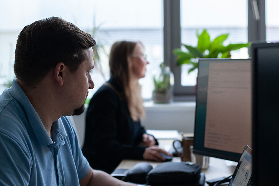 Erstellung von maßgeschneiderten Webanwendungen und Websites